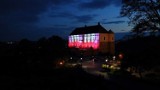 Zamek w Sandomierzu cały w biało-czerwonych barwach! W 100 rocznicę Cudu nad Wisłą 