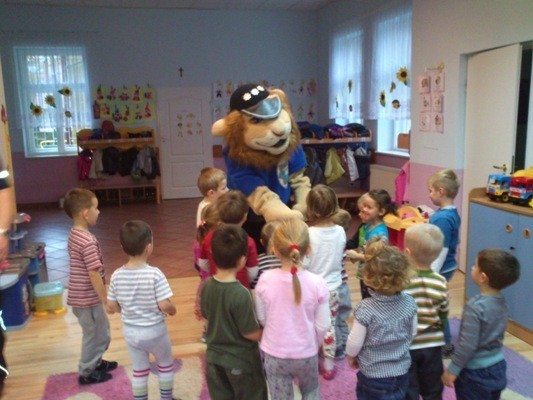 Komisarz Lew odwiedził przedszkolaków (FOTO)