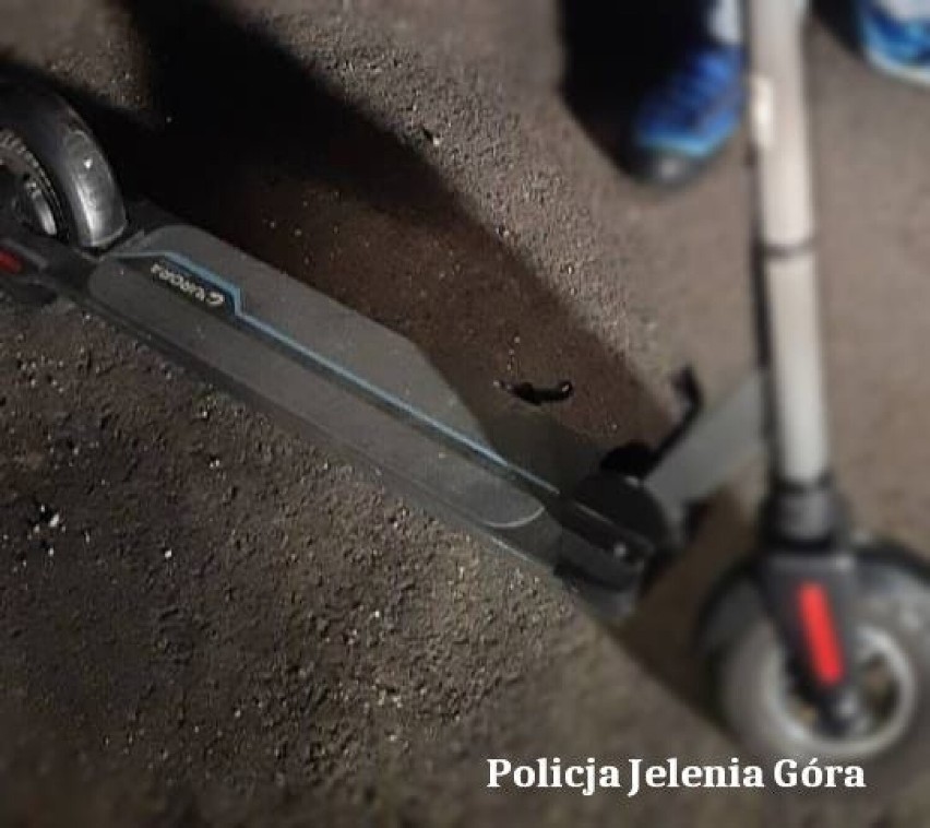 Jelenia Góra: kierowca hulajnogi i rowerzyści pod wpływem alkoholu, ukarani mandatami
