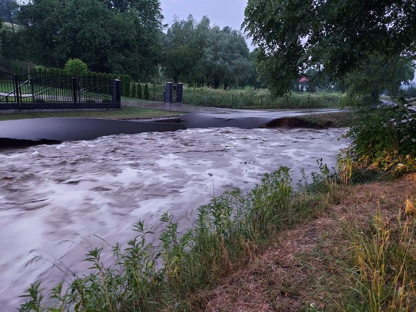 Krajobraz po ulewie w Rudzie Kameralnej k. Zakliczyna