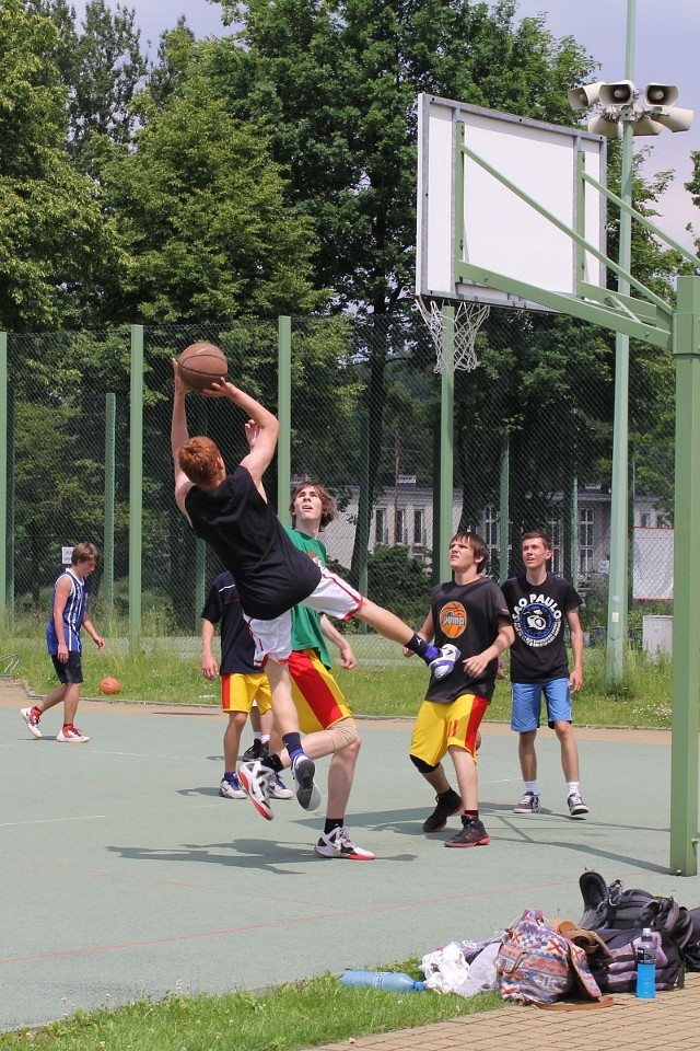 Silesia Streetcup vol. 2 przyciągnęła fanów koszykówki ulicznej na Stadion Śląski.