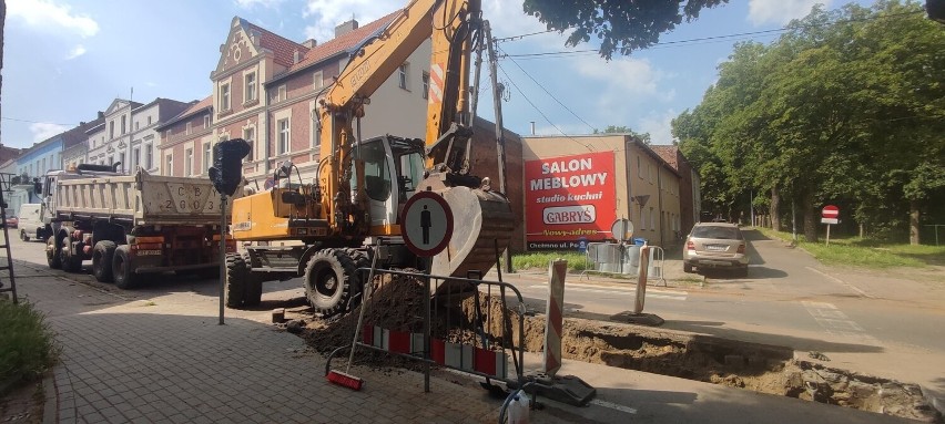 Zanim nie zostanie wymieniony gazociąg roboty drogowe na ul....