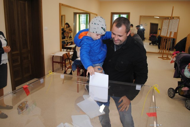 Duży wybór mieli mieszkańcy gminy Szubin. Na burmistrza tej gminy kandydowało w tegorocznych wyborach pięć osób.W listopadzie będzie dogrywka