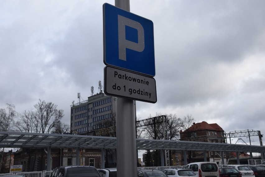 Parkingi przy dworcu PKP w Zielonej Górze objęte strefą...