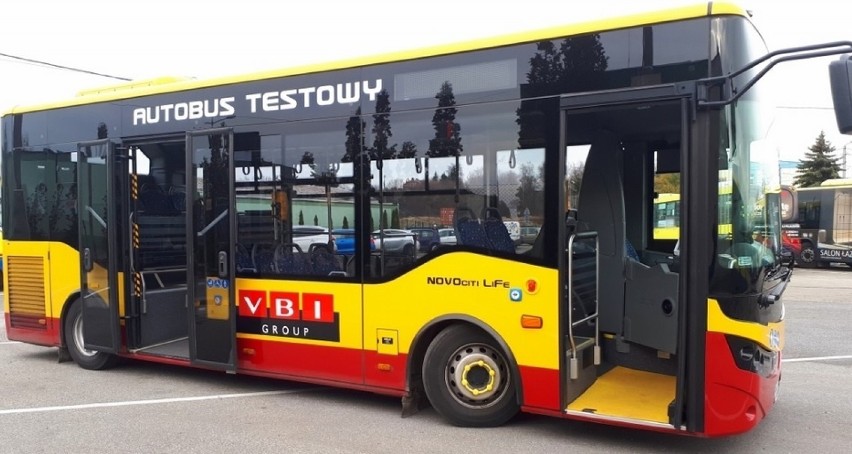 Na początek testom poddany zostanie mały autobus japońskiej...