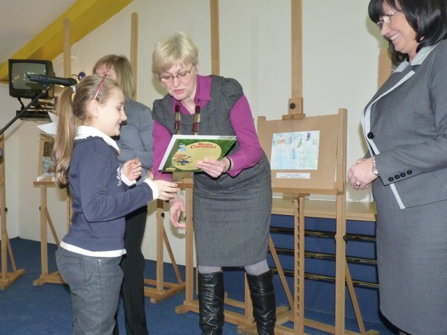 W Miejskiej Bibliotece Publicznej w Radomsku podsumowano konkurs "Z górki na pazurki - moje ferie"