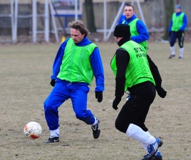 Piłkarze z powiatu pleszewskiego rozgrywają przed inauguracją rundy wiosennej mecze kontrolne