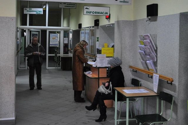 W bocheńskim "pośredniaku"  zarejestrowane jest ponad trzy tysiące osób szukających pracy