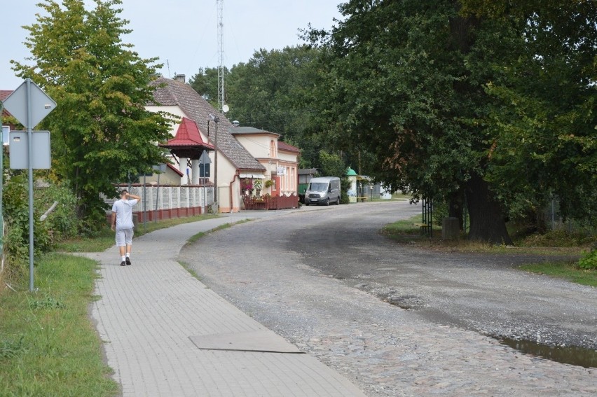 Zamiast "kocich łbów" w Zielonej Górze Suchej po remoncie ma...