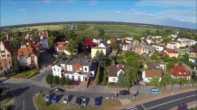 Śrem: zdjęcia z lotu ptaka. Dron sfilmował miasto [ZDJĘCIA, FILM]

Gostyńska i okolice na youtube.com