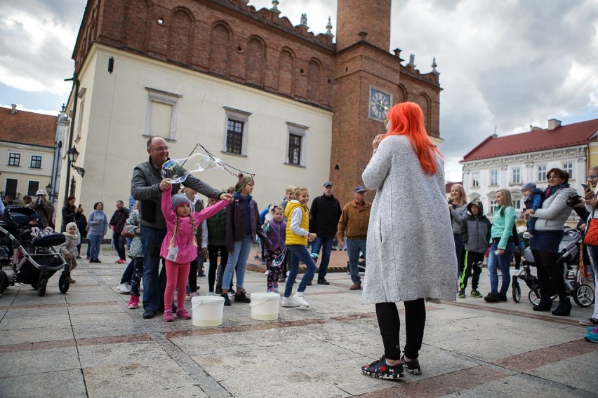 Tarnów. Magiczny Dzień Baniek Mydlanych [ZDJĘCIA]