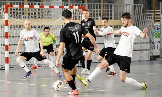 Mecz STS Logistics Piła - Piast Poniec Futsal Leszno rozstrzygnął się w dogrywce