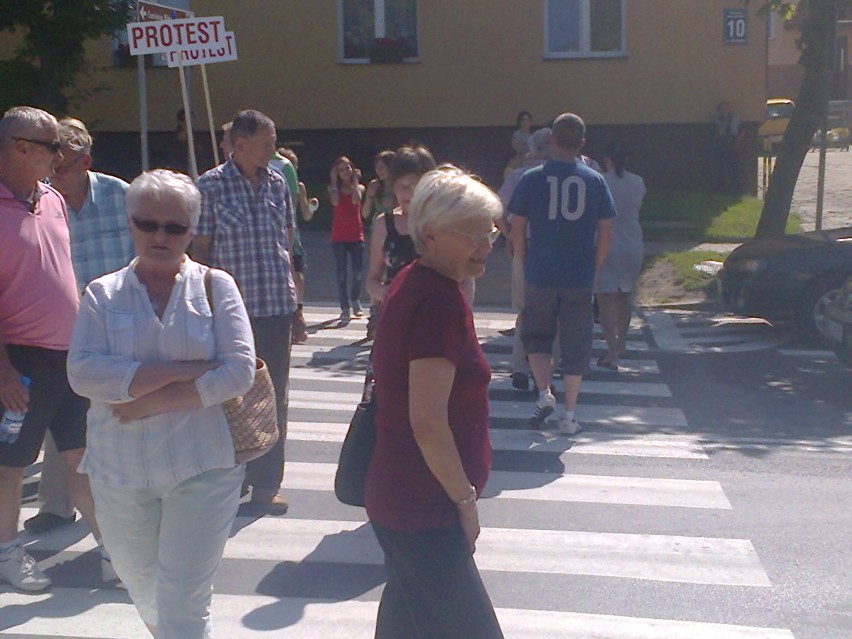 Protest mieszkańców w Dzierzgoniu ZDJĘCIA