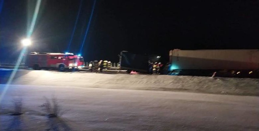 Tragiczny wypadek na autostradzie A1 między Warlubiem i Kopytkowem. Nie żyje jedna osoba