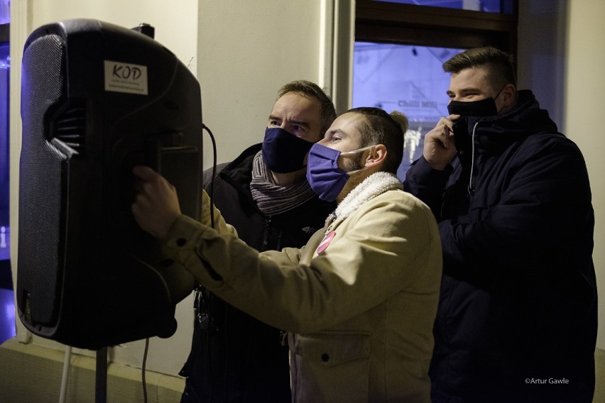 Manifestacja pod hasłem "Zostaję w Unii Europejskiej" odbyła...