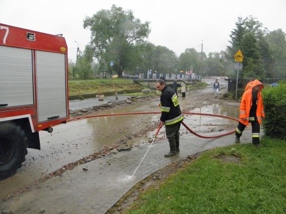 Burza w Górkach Wielkich. Katastrofalna nawałnica [ZDJĘCIA]