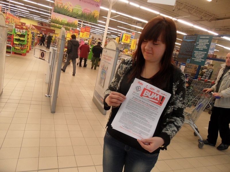 Strajk generalny: Do protestu dołączyli pracownicy Carrefoura w Jaworznie [ZDJĘCIA]