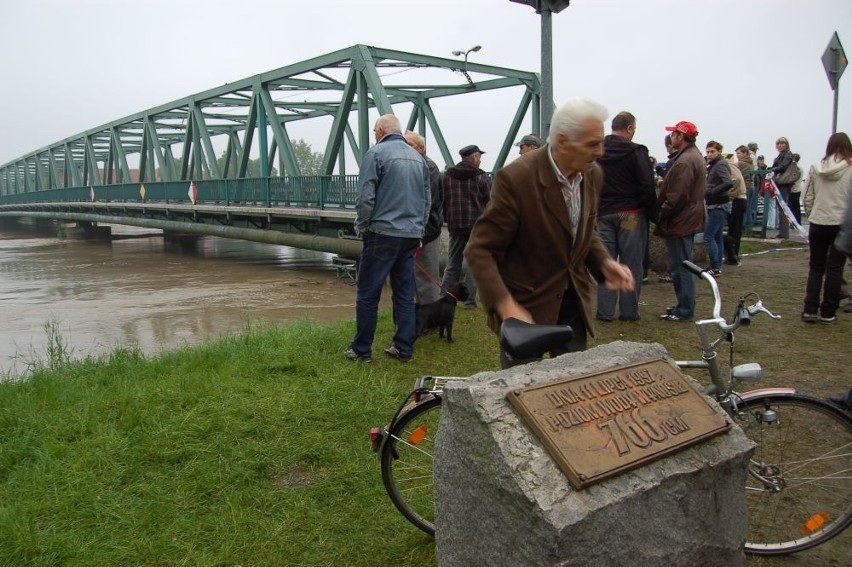 Oława zaciska zęby i czeka na kulminację (ZDJĘCIA)