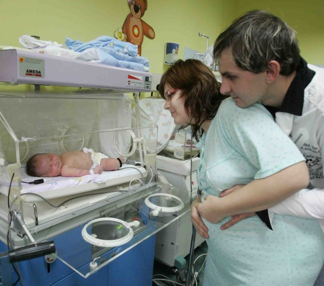 Mateusz to drugie dziecko państwa Henelów. Córka Vanessa przy urodzeniu ważyła 4,5 kg