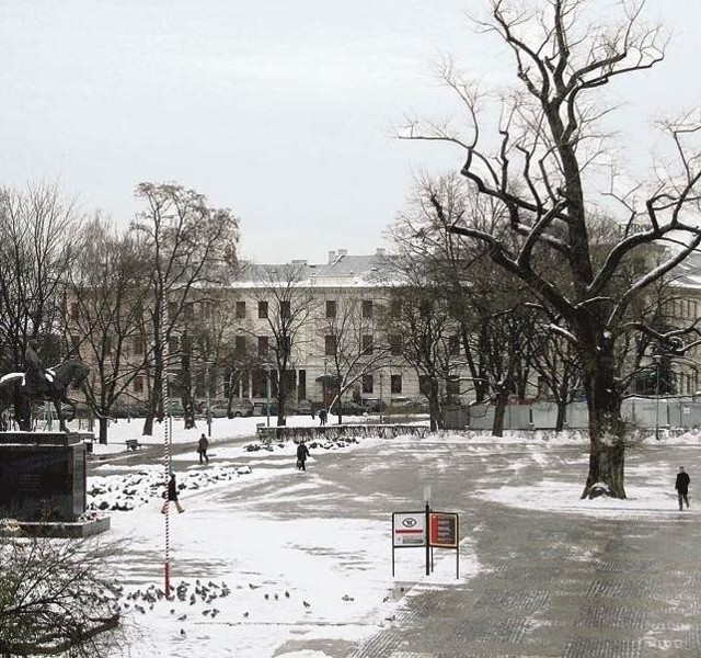 Miasto planuje przebudowę placu w latach 2011-14. Ma kosztować 10 mln zł.