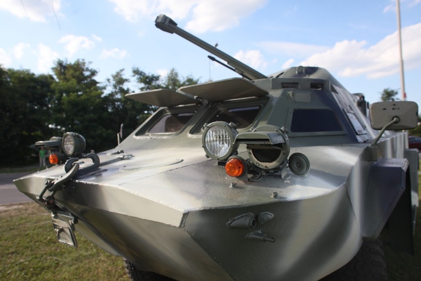 Radziecki transporter BRDM