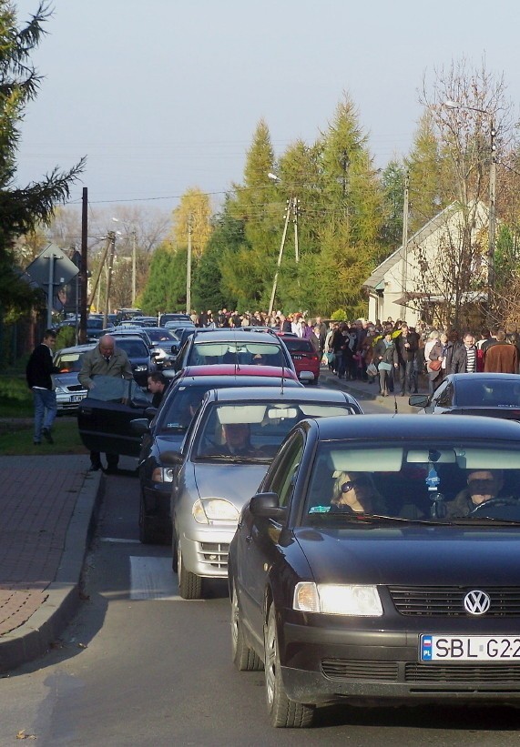 Tak wygląda zazwyczaj centrum Andrychowa. W korkach stoi się tutaj w godzinach szczytu po kilkadziesiąt minut.