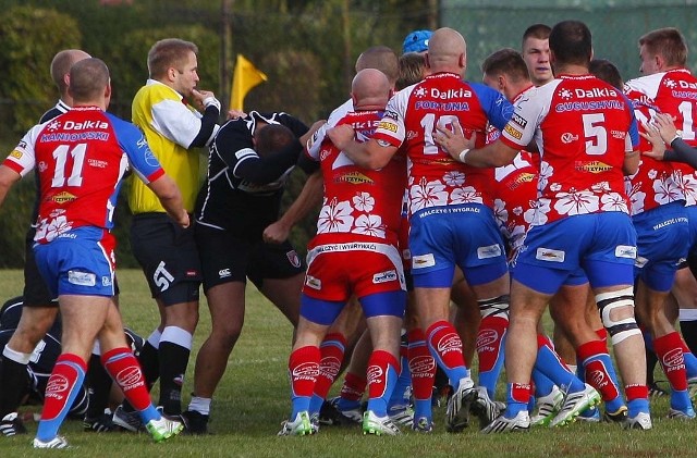 Bójka na meczu rugby w Poznaniu. Budowlani wygrali z Posnanią 34:14