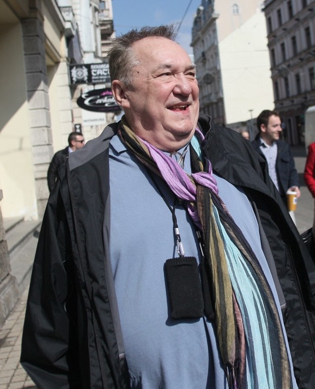 Michał Urbaniak podczas spaceru po Pietrynie.