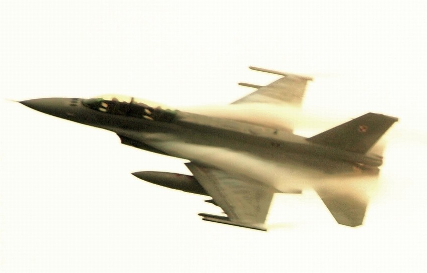 Myśliwce F-16 mignęły nad Bielskiem-Białą [ZDJĘCIA]