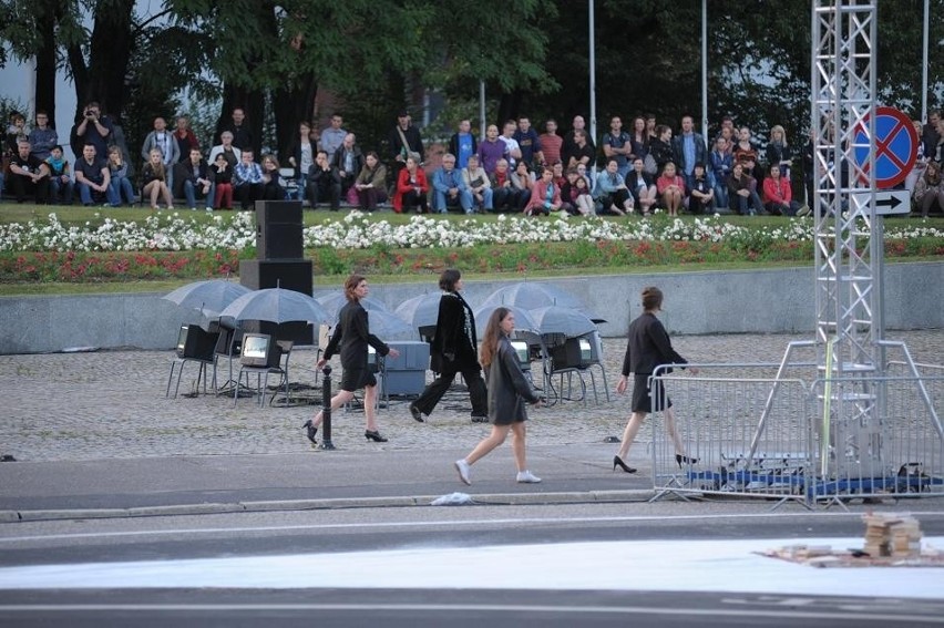 Malta 2011: Niezwykły spektakl zespołu Deuxieme Groupe d...