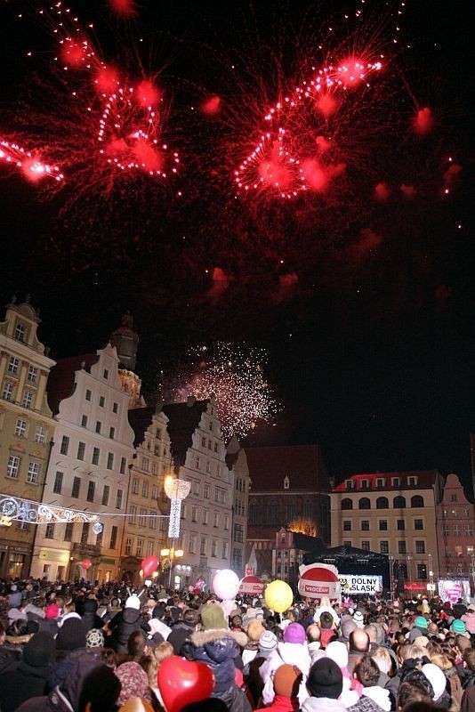 Wrocław: Światełko do nieba na koniec WOŚP