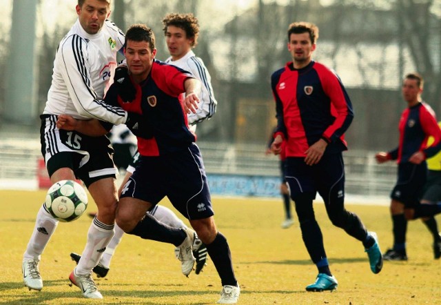 Piłkarze Piasta na razie grają w Wodzisławiu