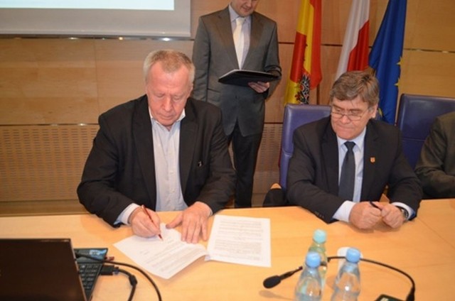 Podpisy złożyło 8 dyrektorów, w tym Wojciech Szrajber