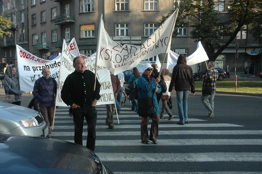 Kraków: nieudany protest na Alejach Słowackiego [ZDJĘCIA]