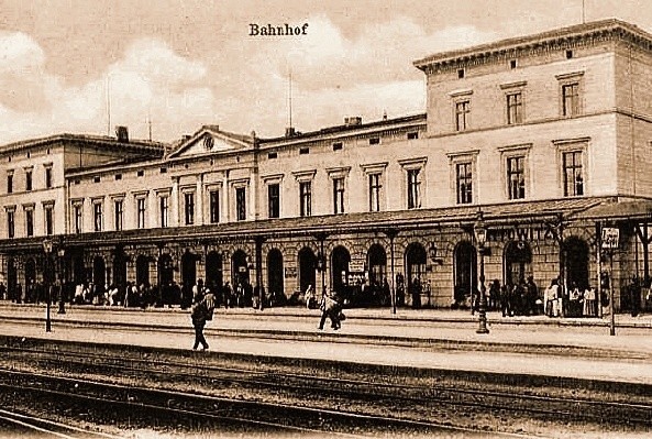 W roku 1937 pociąg pośpieszny jechał z Katowic do Krakowa 1,16 godz.