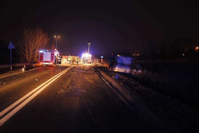 Wypadek radiowozu w Piekarach: To policjant spowodował wypadek na DW 911?