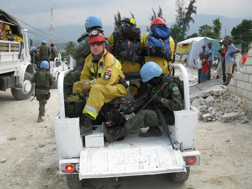 Strażacy wrócili z Haiti