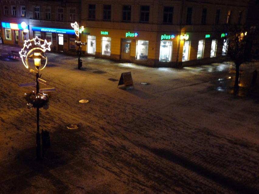 Śnieg w Lublinie: Uwaga, ślisko na drogach (ZDJĘCIA)