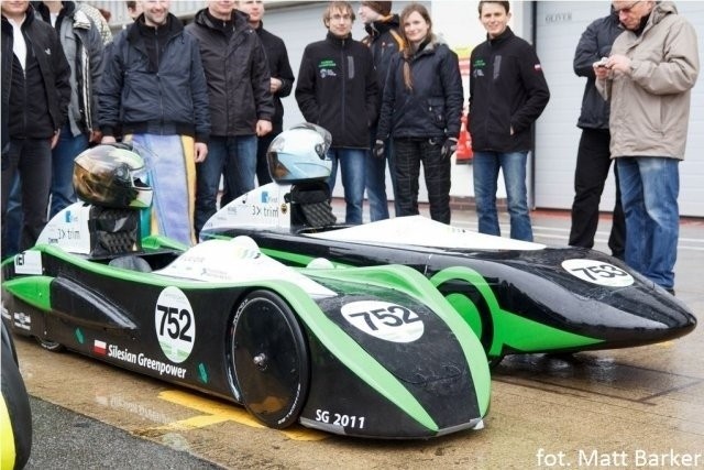 Bolid Silesian Greenpower z Gliwic podbił słynny tor Silverstone! [ZDJĘCIA i WIDEO]