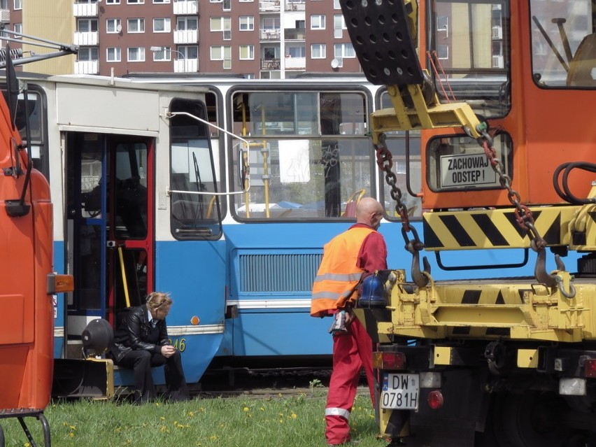 Wrocław: Zderzenie tramwajów na Żmigrodzkiej (ZDJĘCIA)