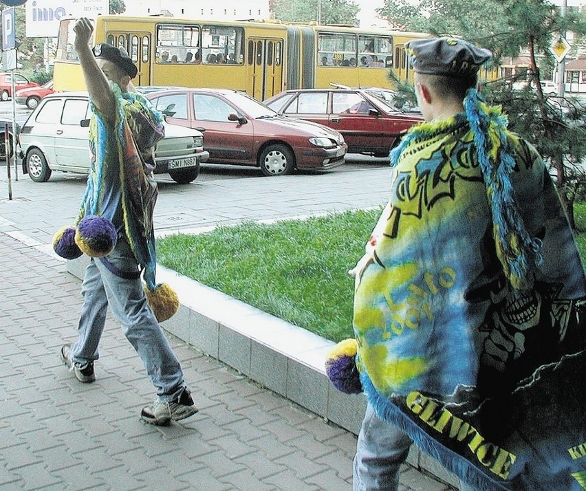 Koniec poboru, koniec "folkloru"...