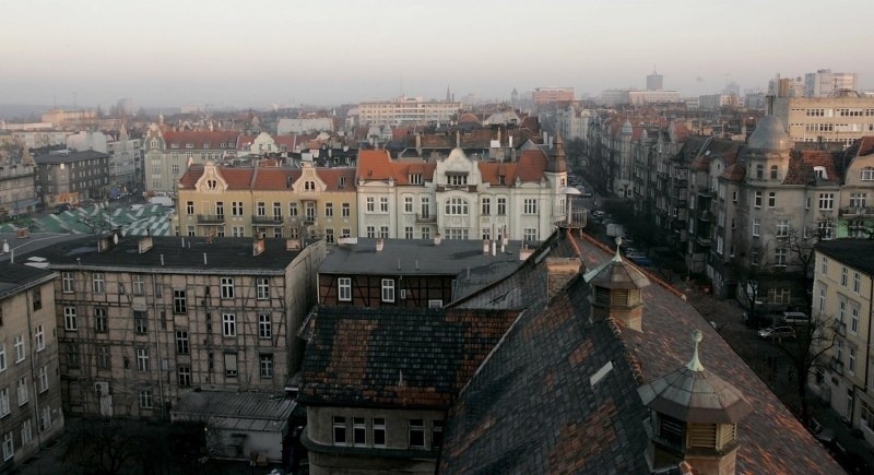Taki widok na Poznań rozciąga się z wieży zegarowej SP 36...