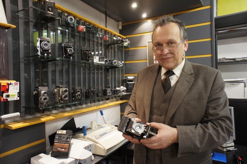 Kodak bankrutuje. Poznański fotograf ma kolekcję aparatów tej firmy