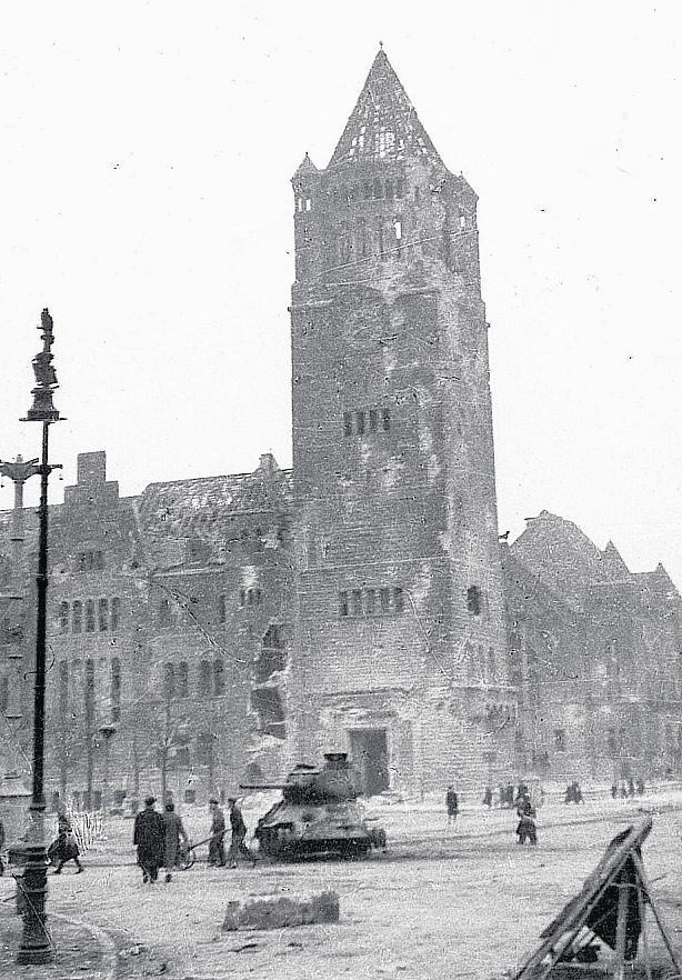 Zburzonej po 1945 r. wieży Zamku nigdy nie odbudowano