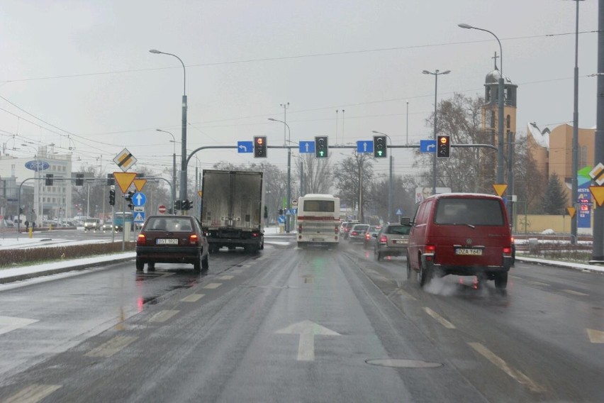 Zima we Wrocławiu, a jutro jeszcze więcej śniegu (ZDJĘCIA, PROGNOZA POGODY)