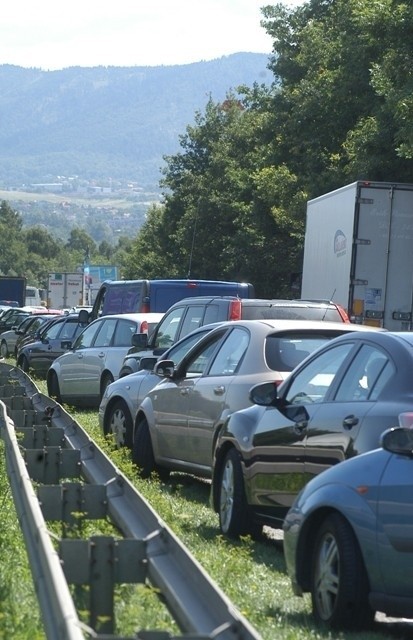 Uwaga na korek na DK 1 przed Bielskiem-Białą! [ZDJĘCIA]