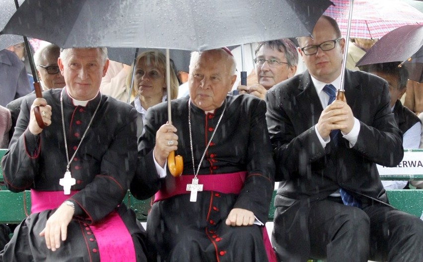 Gdańsk: Uroczyste odsłonięcie pomnika Jana Pawła II i prezydenta Ronalda Reagana FOTO