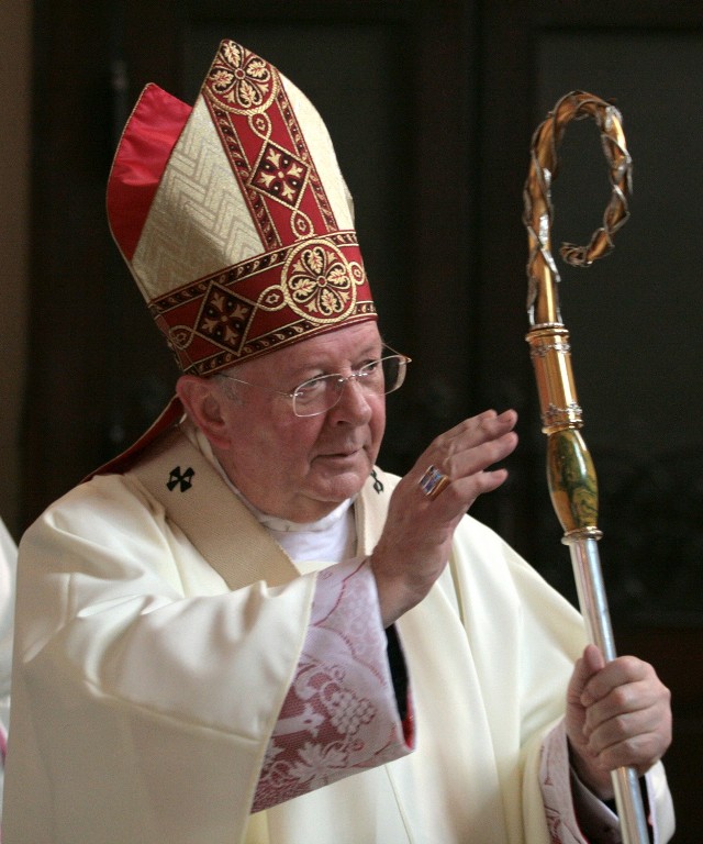 Arcybiskup łódzki Władysław Ziółek skończył 75 lat, jednak nie przejdzie jeszcze na emeryturę.