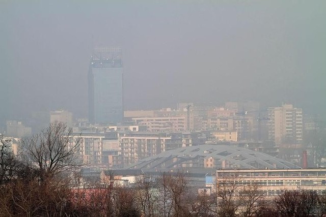 Smog w Krakowie staje się coraz bardziej uciążliwy
