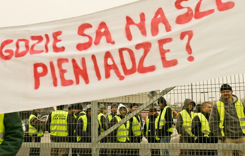 Bunt na stadionie. Radni pytają: Czy Euro się odbędzie?